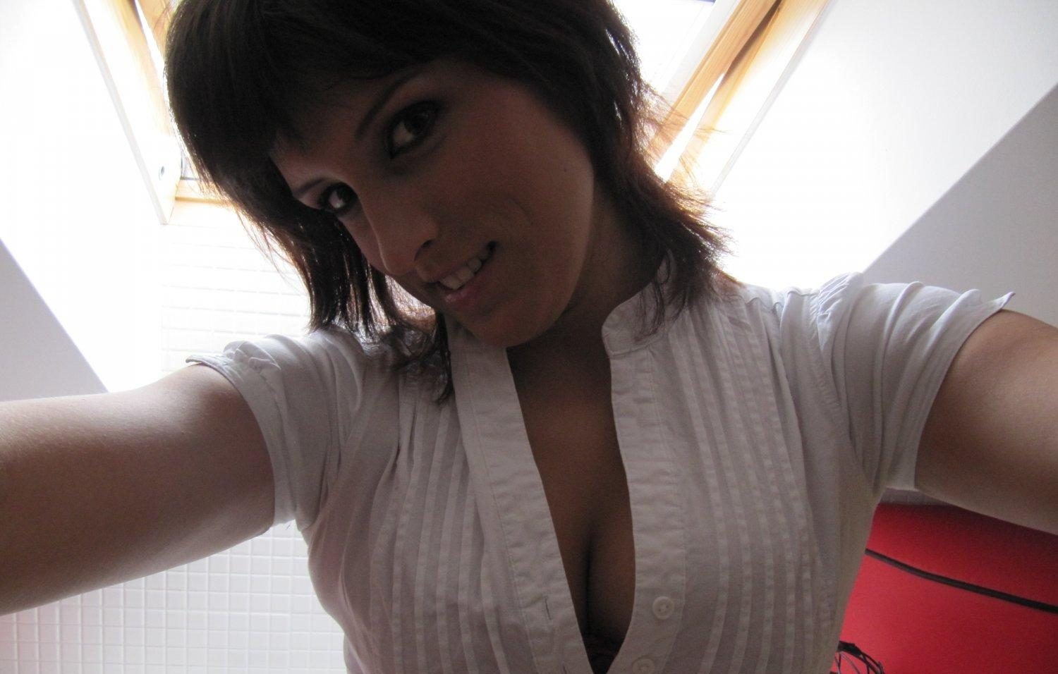 Nackt Selfies Sexting junge Frau Svenja