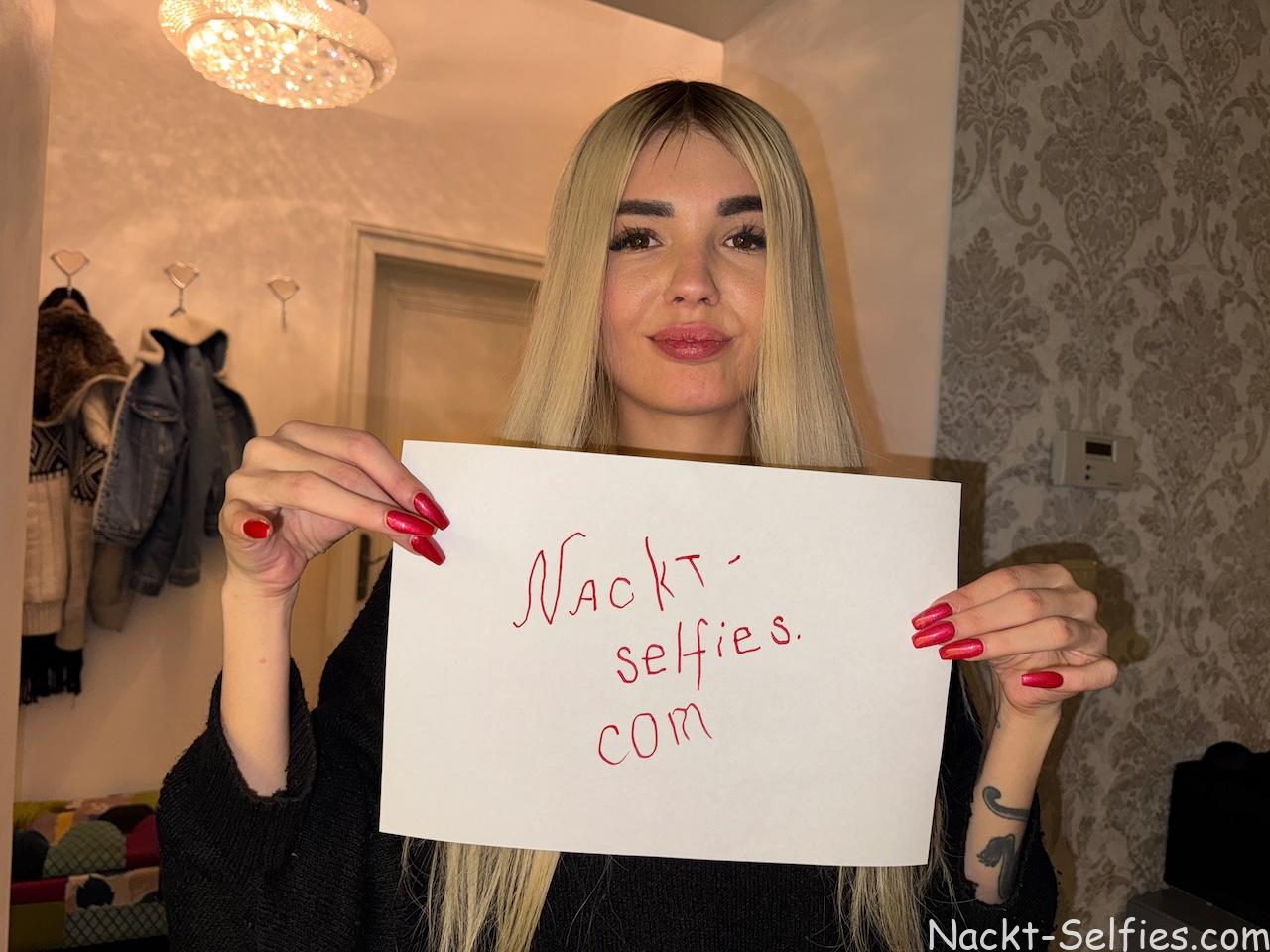 Nacktbilder von Frauen bekommen