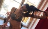 Nackte Bitch Vanessa zeigt ihre Bilder